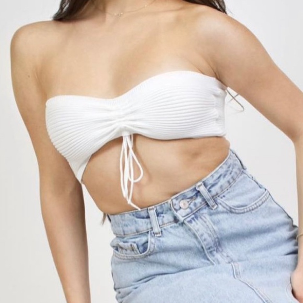 Women strapless top